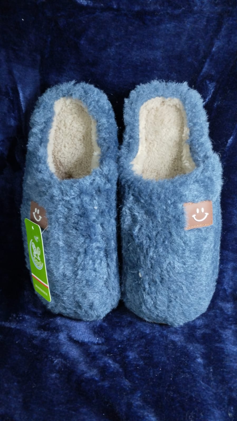 Pantufla Peluche Con Carita Feliz Almac N Rojo Vivo