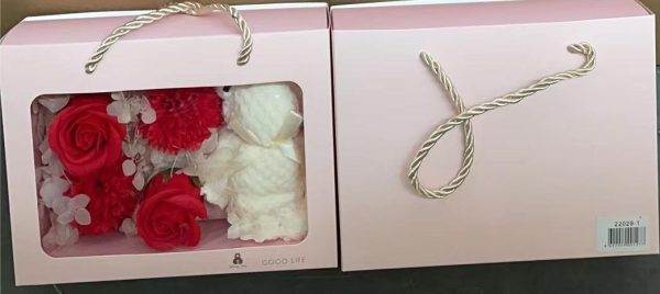 Caja San Valentin con Flores y Oso