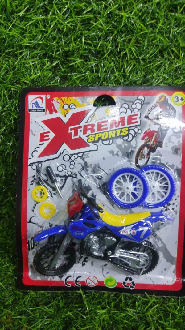 Moto Con Repuesto - Imagen 3