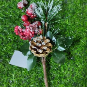 Nav Rama Con frutos Rojos Y Nieve