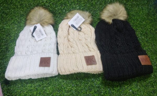 Gorro Lana Con Pompom