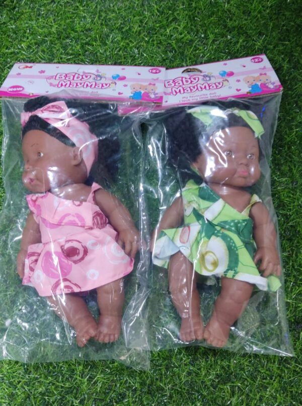Muñeca Bebé Con Vestido