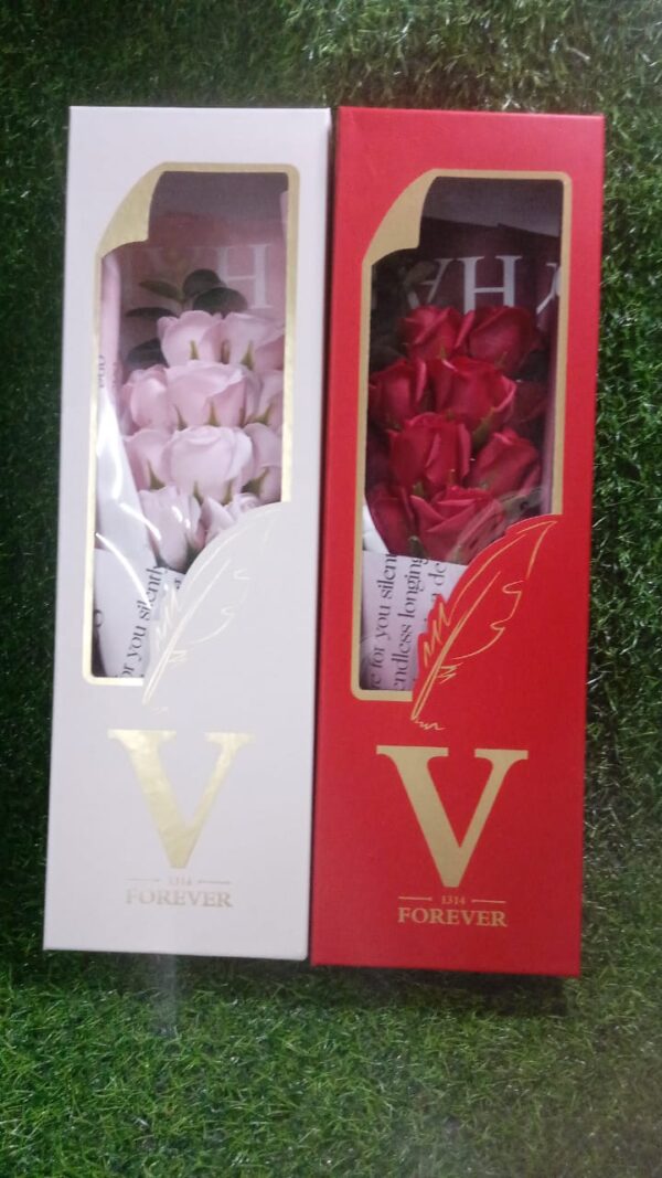 Rosa Envuelta En Caja
