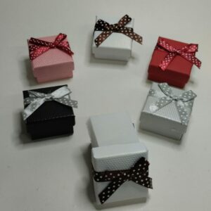 Caja De Regalo Para Joyería Cuadrada Pequeña