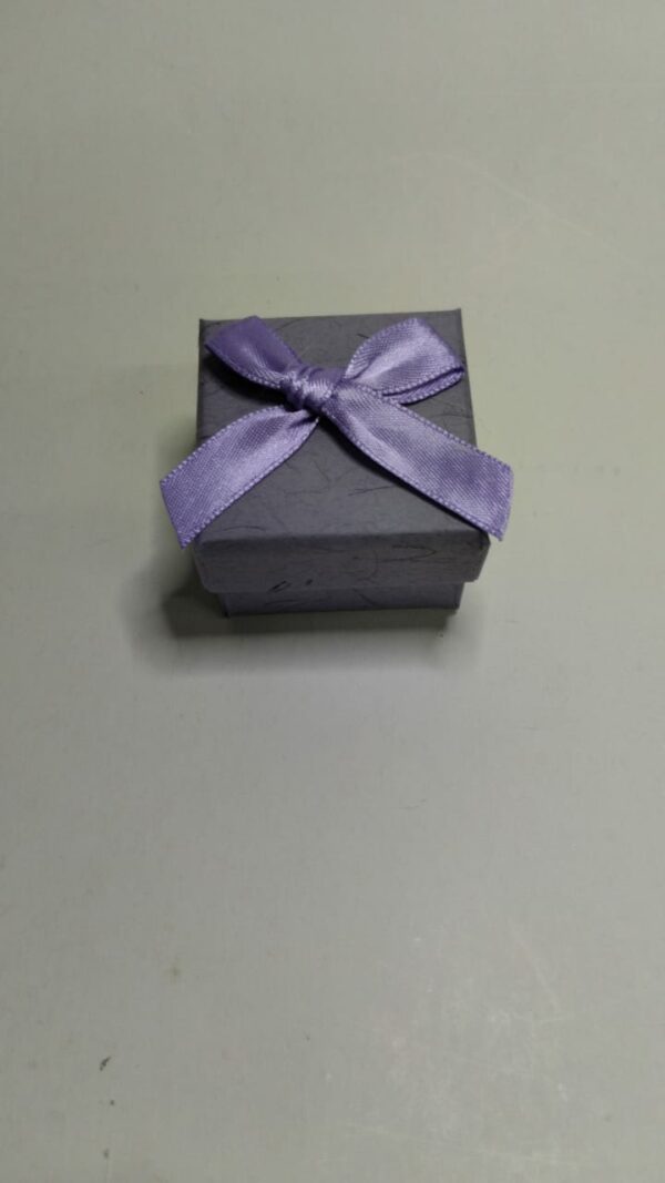 Caja De Regalo Para Joyería Cuadrada Pequeña - Imagen 3