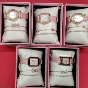 Reloj De Mujer Con Pulsera Color Rosado En Caja