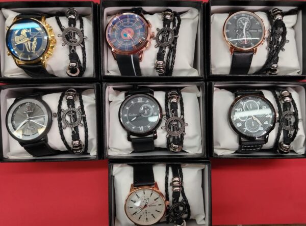 Reloj De Hombre Con Pulsera En Caja