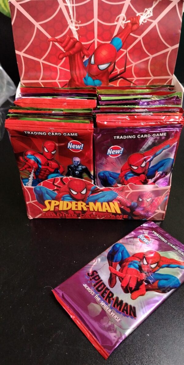 Caja Con Sobres De Tarjetas Coleccionables SPIDERMAN