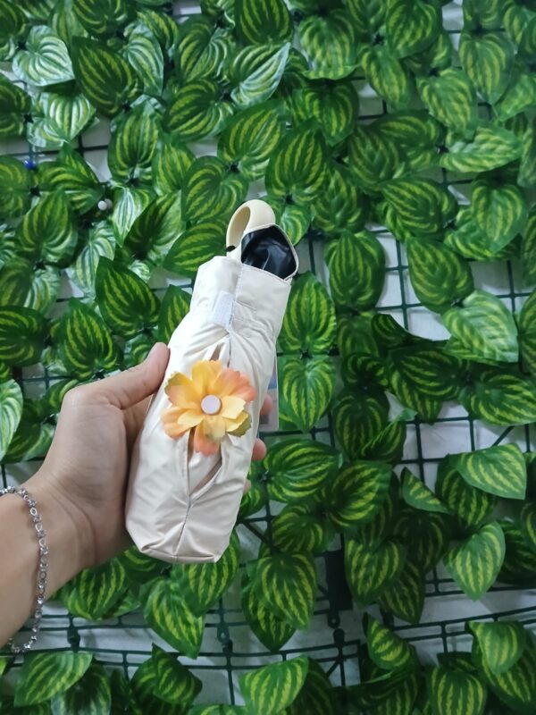 Sombrilla Lisa Con Flor - Imagen 4