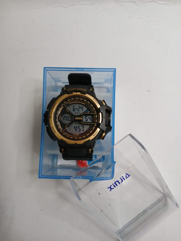 Reloj De Hombre En Caja Transparente